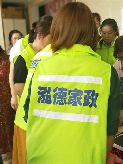 寶寶瞌睡睡顛倒了怎么辦？